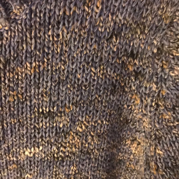 Liz Claiborne Sweater, 1/4 Zip, Women’s size small - Picture 4 of 4